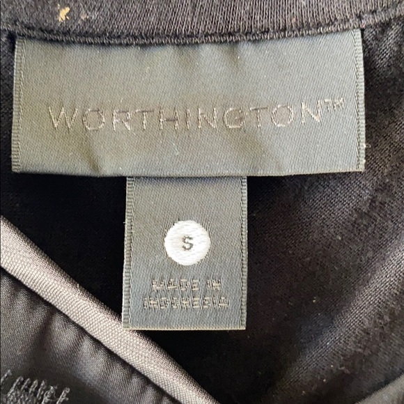 Worthington red sleeveless blouse - Picture 6 of 8